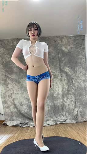 黑Girl舞姿-雨蝶5期 竖版-15V/5.5G