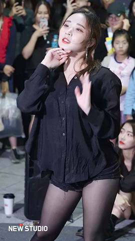 [2019年] 191003 CLOCK 饭拍视频10部合辑[2.84G]