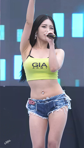 [2018年] 180511 Girl Crush 饭拍视频10部合辑[1.35G]