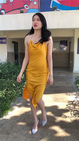 （视频）黄色包臀裙翘臀少妇[1.3G/MP4]