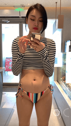 （视频）丰满翘臀美女拼色丁字裤秀身材[1.8G/MP4]