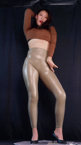 黑GIRL舞姿-雪儿1期-23V/5.1G