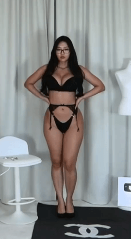 （视频）韩国卡戴珊ssunbiki诱惑换装秀[6V/2.8G]